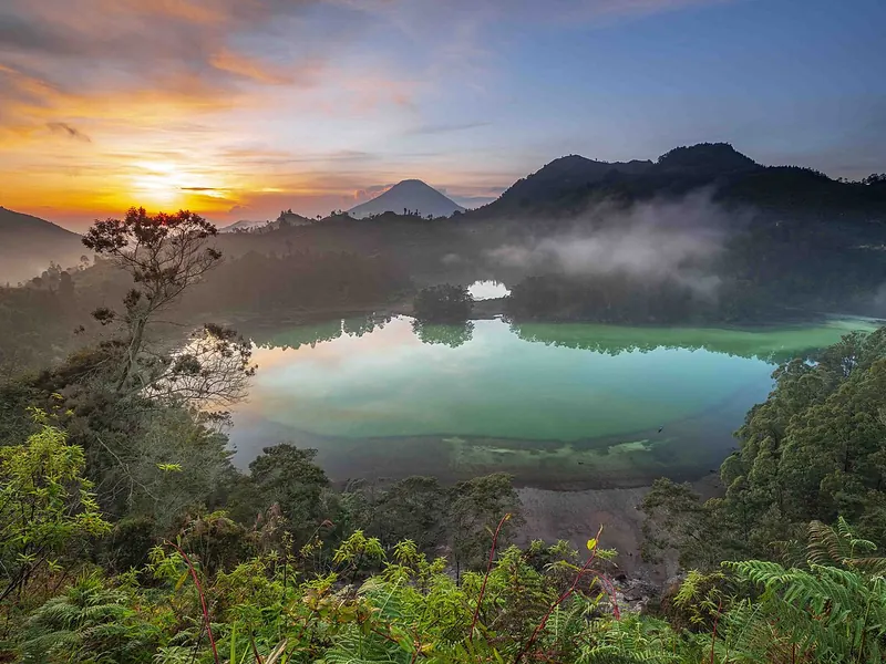 Telaga Warna, Dieng
