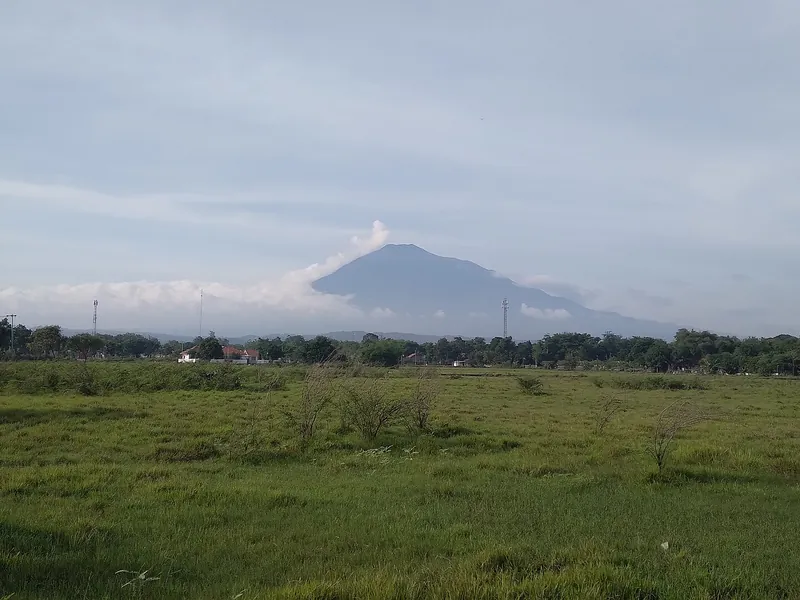 Gunung Ciremai dilihat dari Kuningan